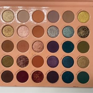 Colourpop It’s a mood palette
